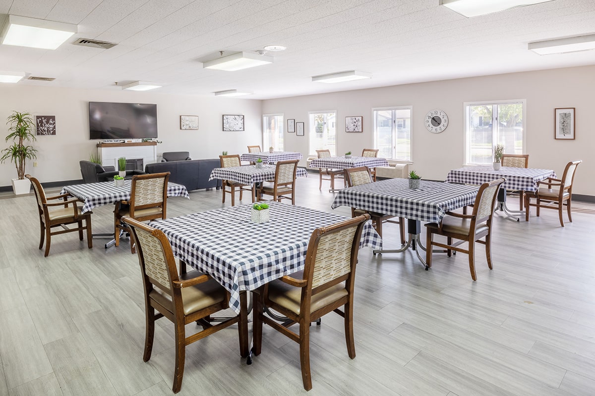 The main dining area at Circleville Post-Acute